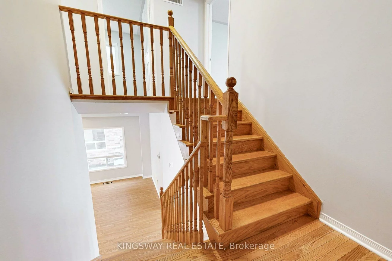 84, Abbotsbury, Credit Valley, Brampton