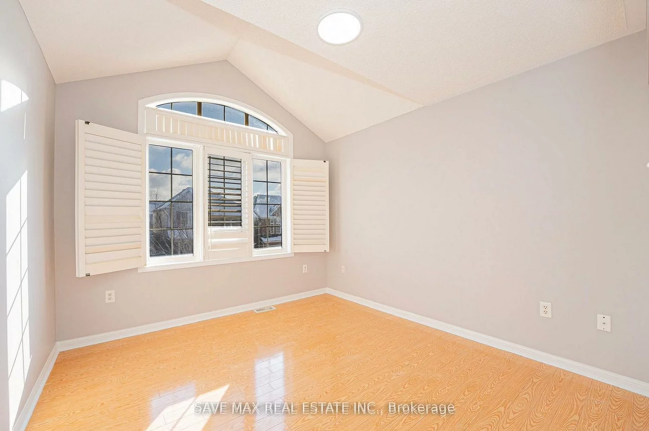 254, Fandango, Credit Valley, Brampton