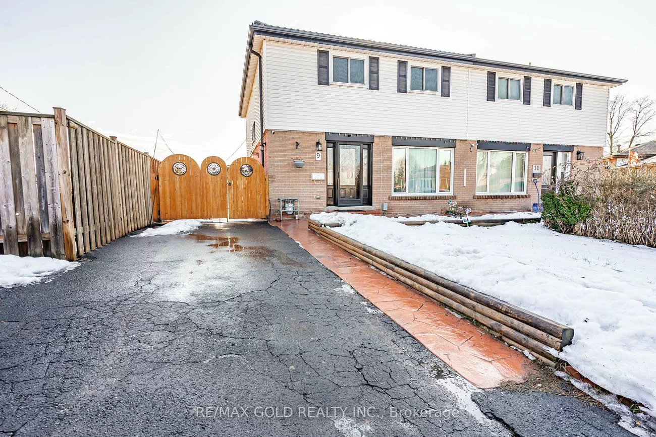 9, Dalton, Southgate, Brampton