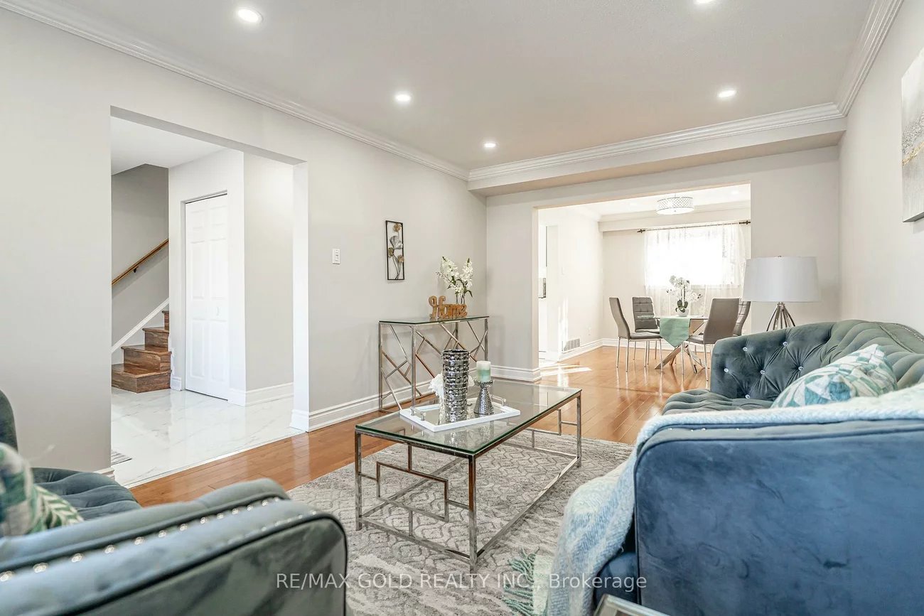 9, Dalton, Southgate, Brampton