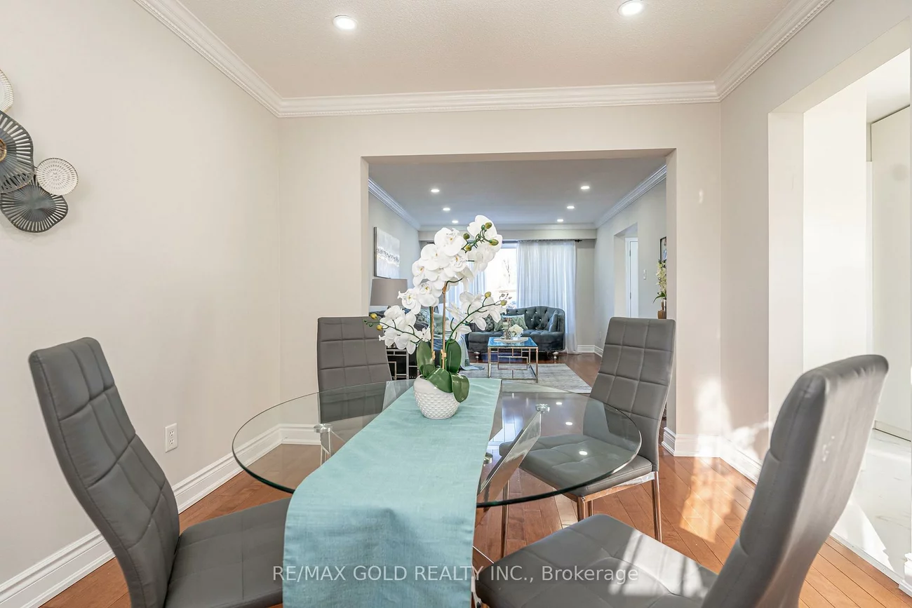 9, Dalton, Southgate, Brampton