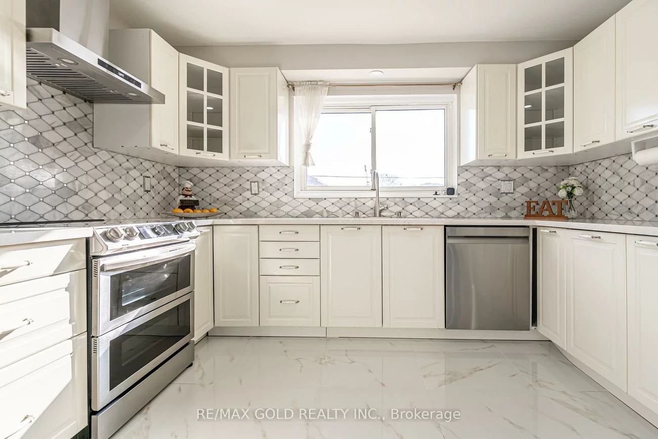 9, Dalton, Southgate, Brampton