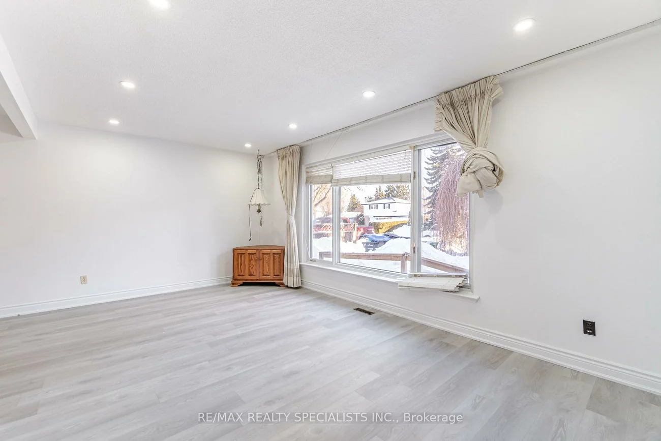 38, Dunblaine, Southgate, Brampton