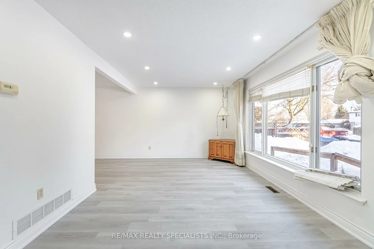 38, Dunblaine, Southgate, Brampton