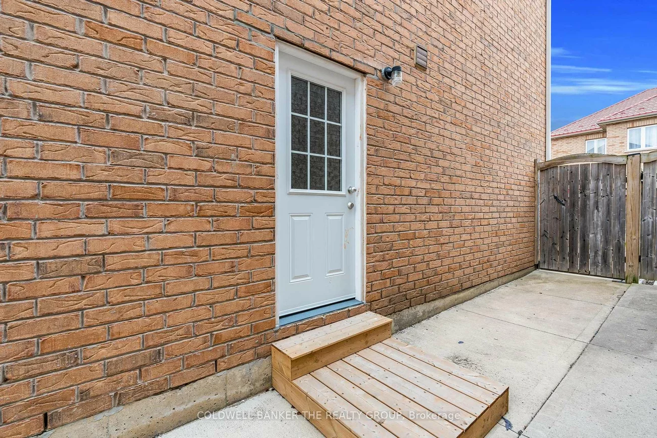 5, Amaryllis, Northwest Sandalwood Parkway, Brampton