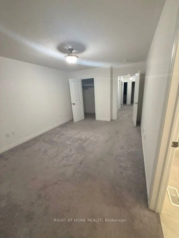 34, Faye, Bram East, Brampton