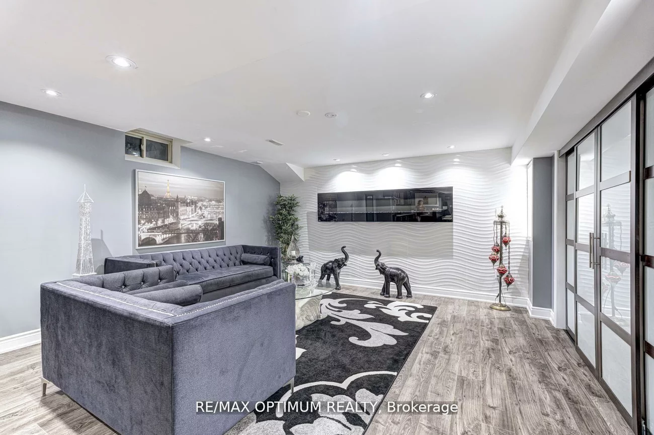 7, Legendary, Bram West, Brampton