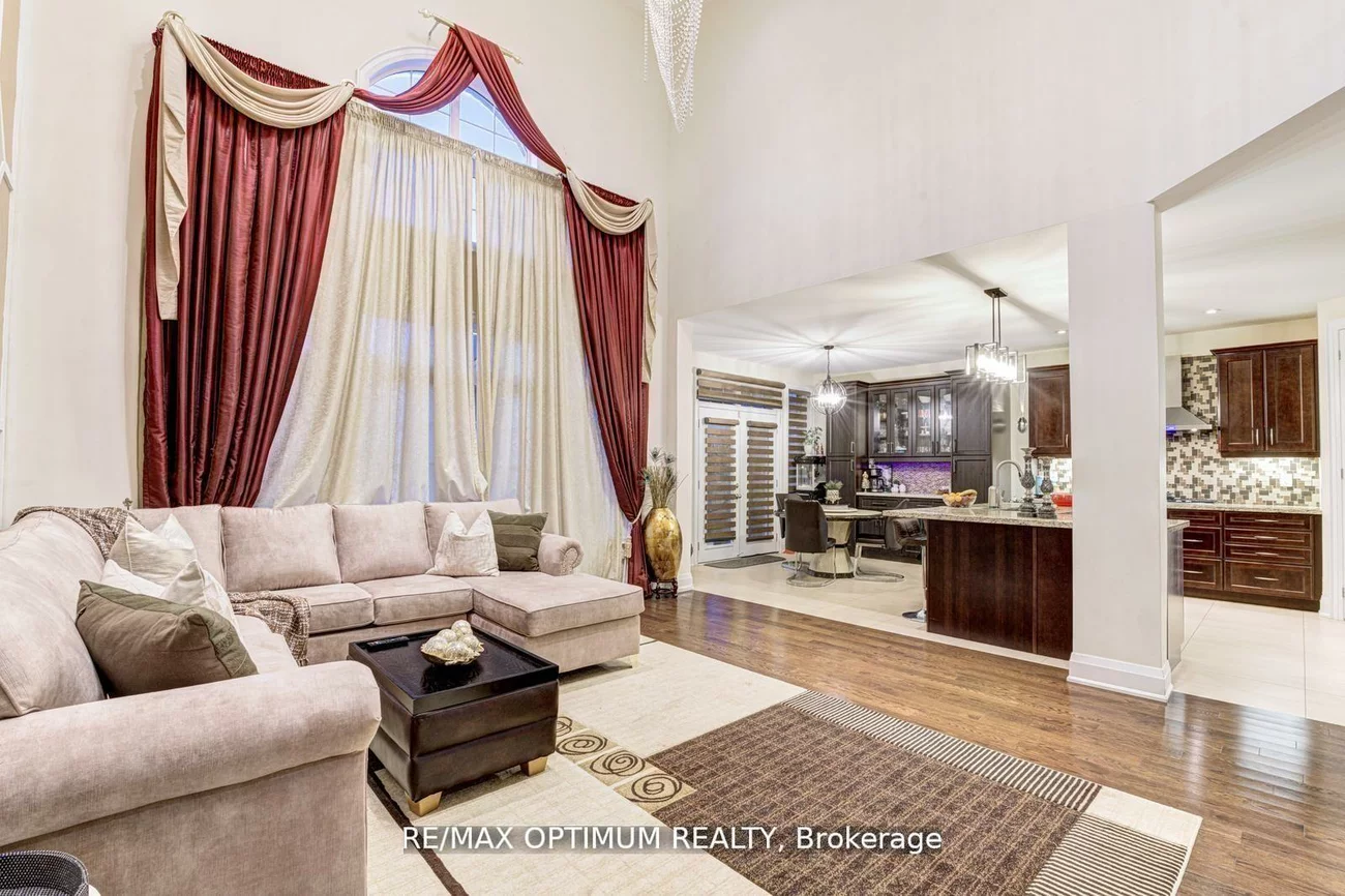 7, Legendary, Bram West, Brampton