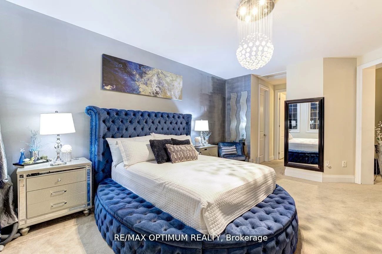 7, Legendary, Bram West, Brampton