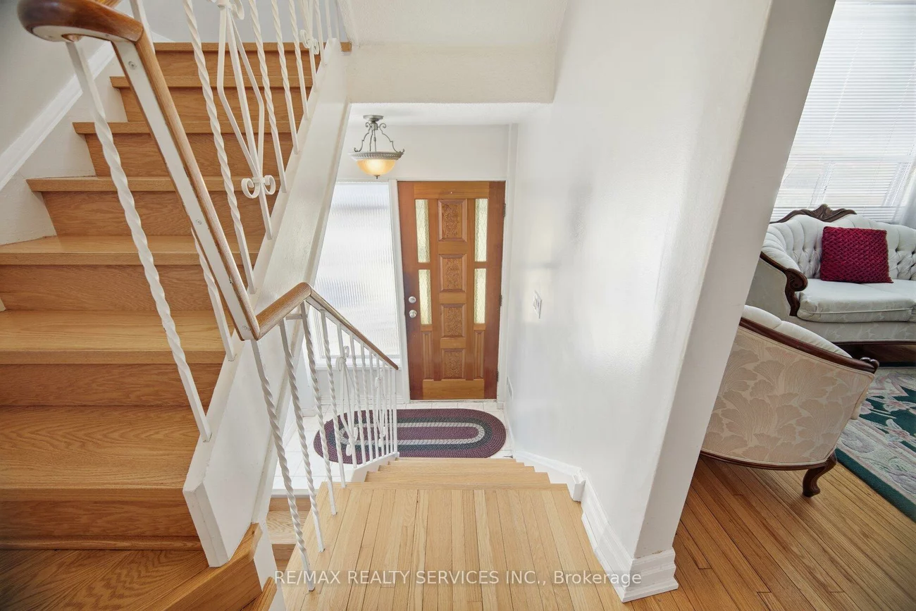 183, Vodden, Brampton North, Brampton