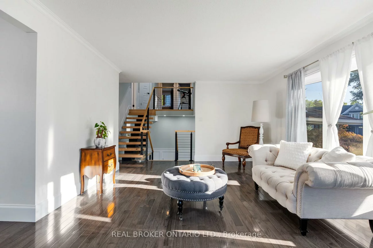 13, Pine Tree, Brampton East, Brampton