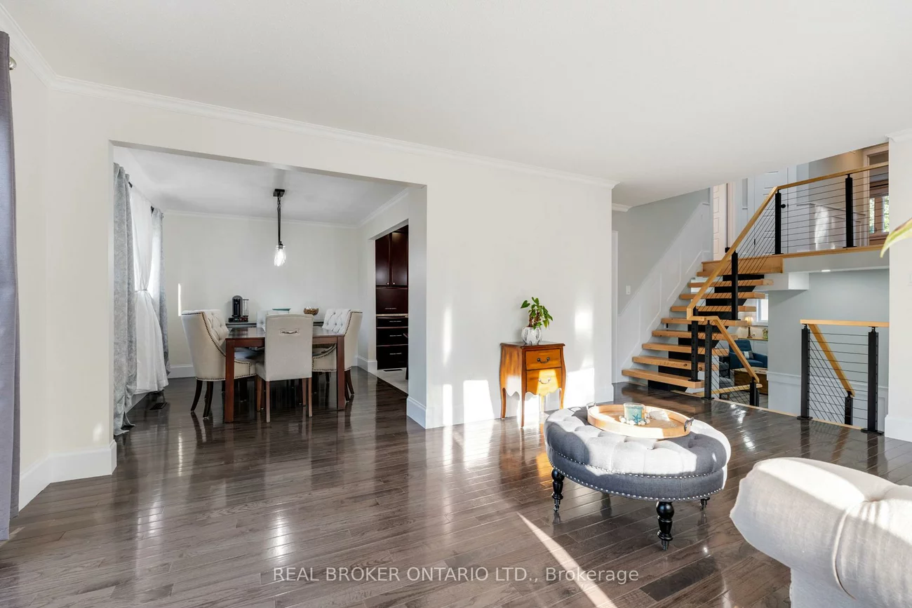 13, Pine Tree, Brampton East, Brampton