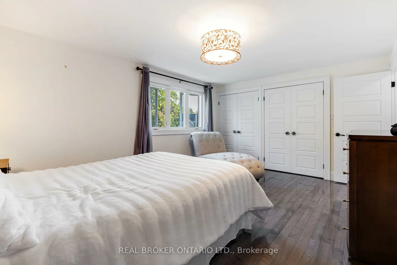 13, Pine Tree, Brampton East, Brampton