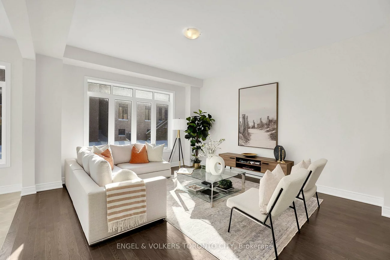 72, Claremont, Sandringham-Wellington North, Brampton