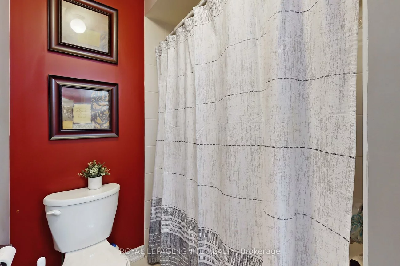 24, Arrowpoint, Credit Valley, Brampton