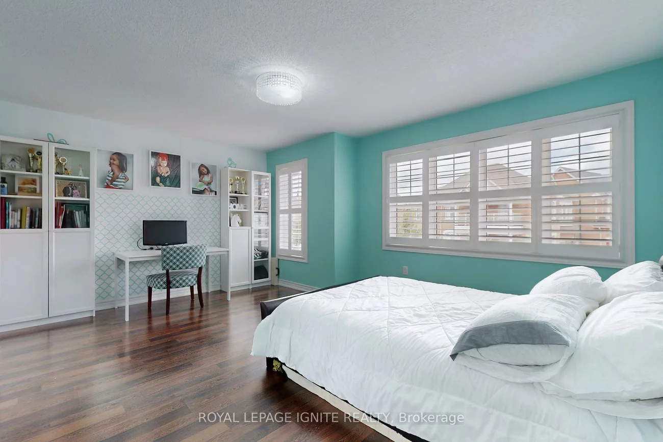 24, Arrowpoint, Credit Valley, Brampton