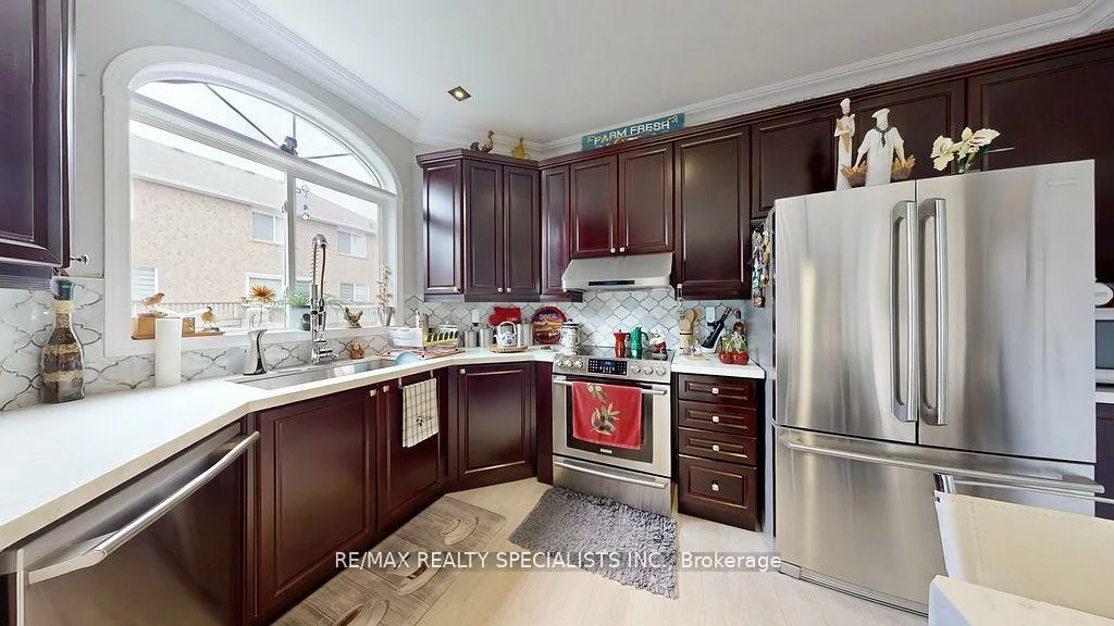 11, Wonder, Vales of Castlemore, Brampton