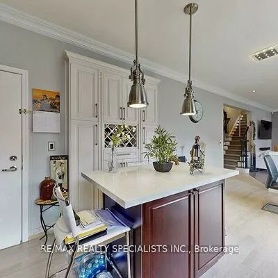 11, Wonder, Vales of Castlemore, Brampton