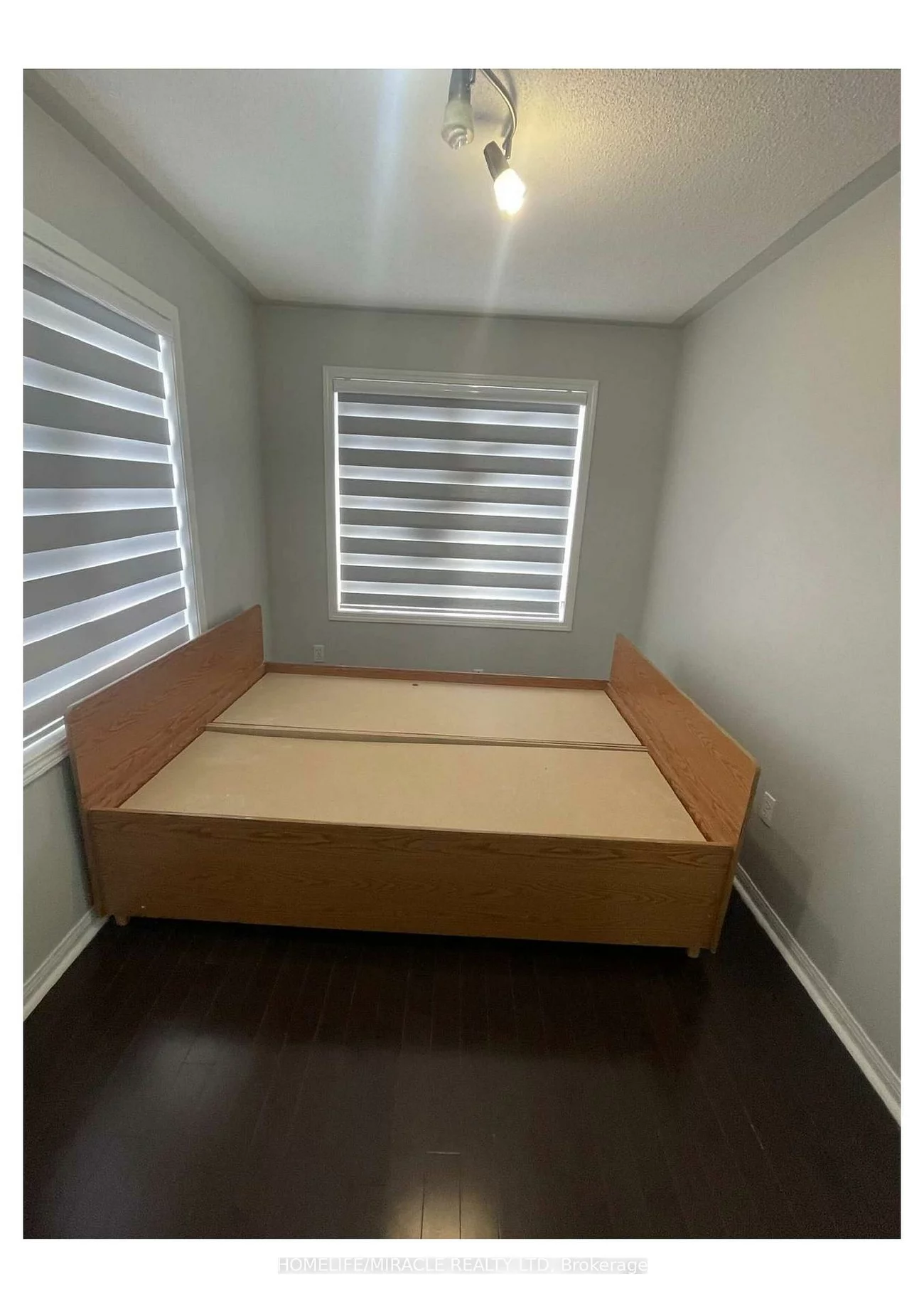 55, Secord, Fletcher's Meadow, Brampton