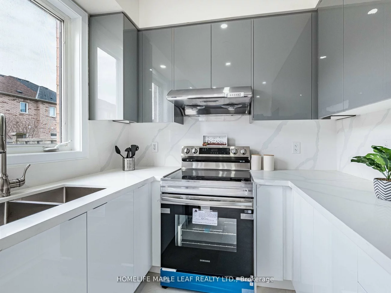 10, Eaglefield, Fletcher's Meadow, Brampton