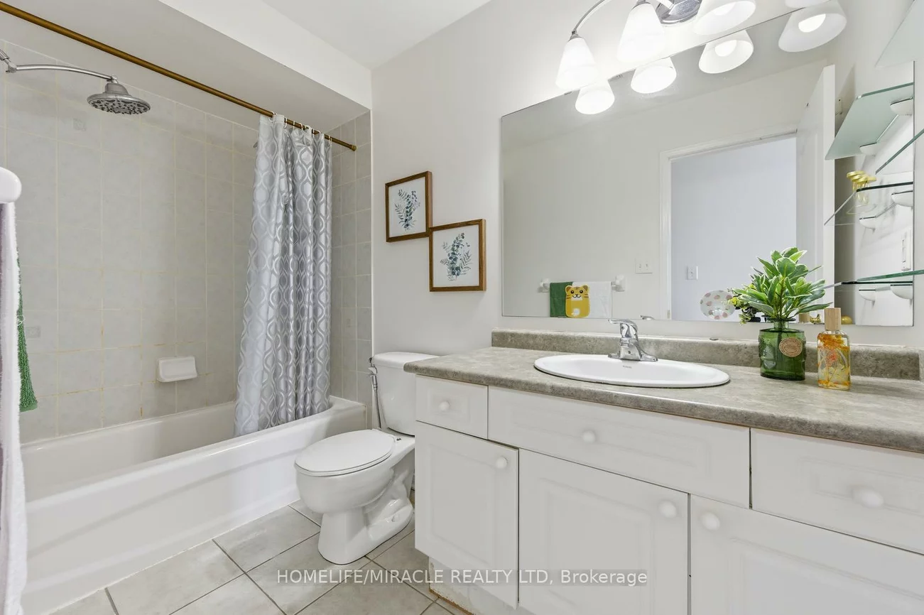 99, Spicebush, Credit Valley, Brampton