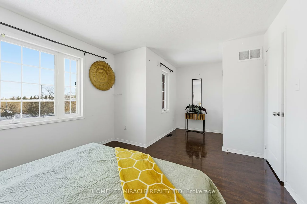 99, Spicebush, Credit Valley, Brampton