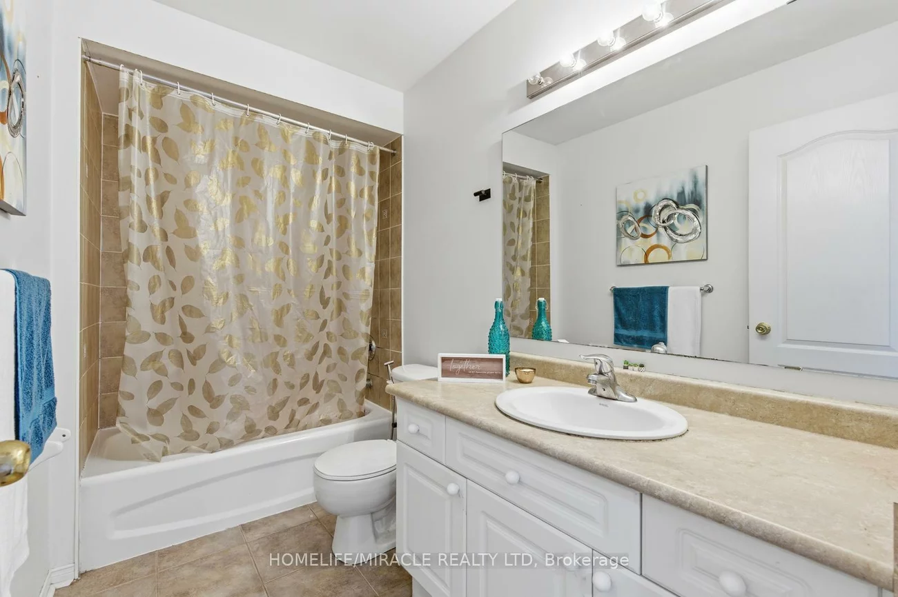 99, Spicebush, Credit Valley, Brampton