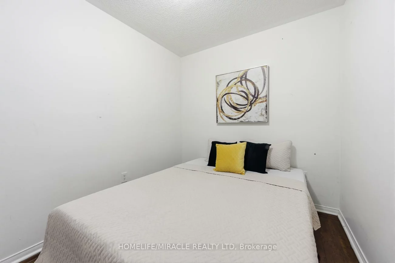 99, Spicebush, Credit Valley, Brampton