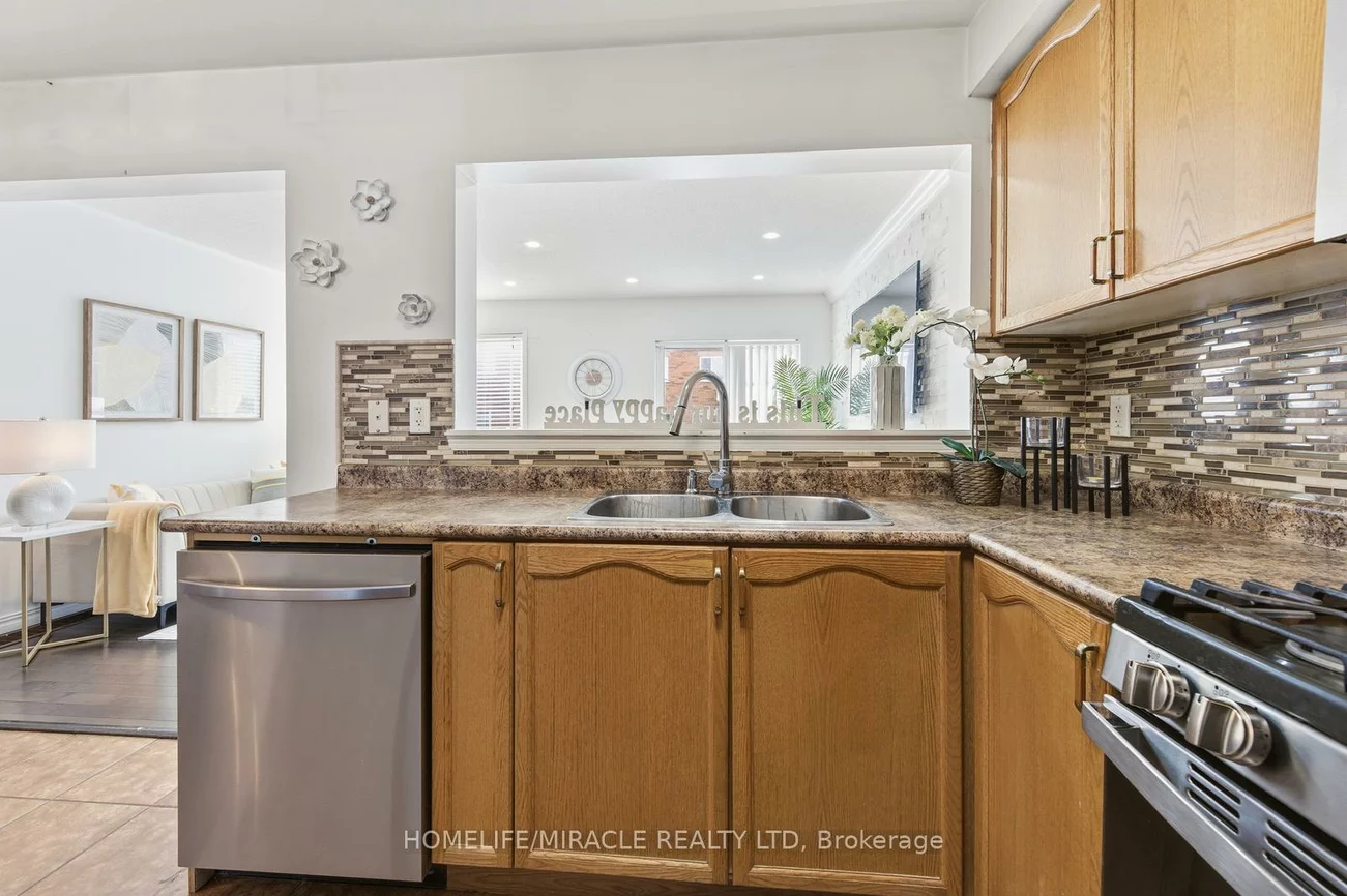 99, Spicebush, Credit Valley, Brampton