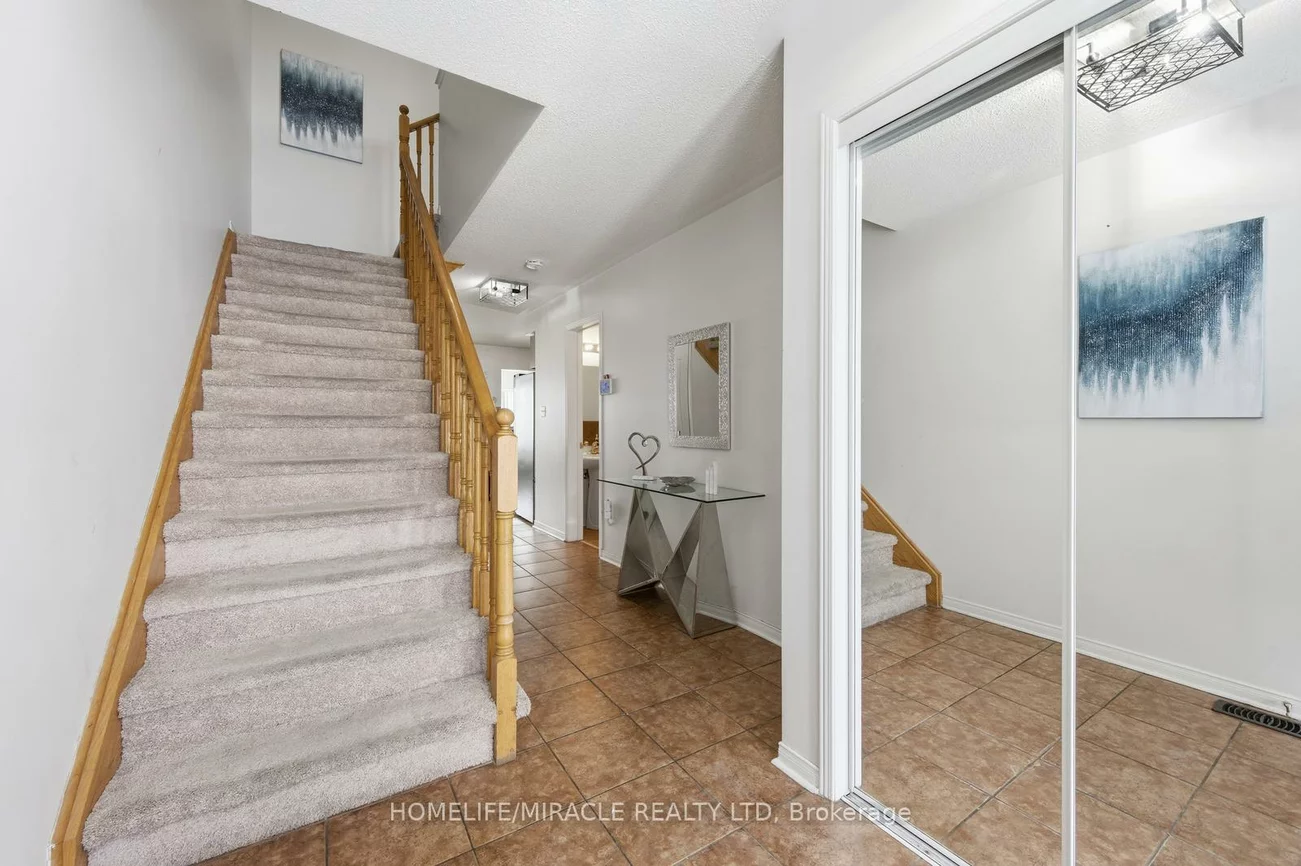 99, Spicebush, Credit Valley, Brampton