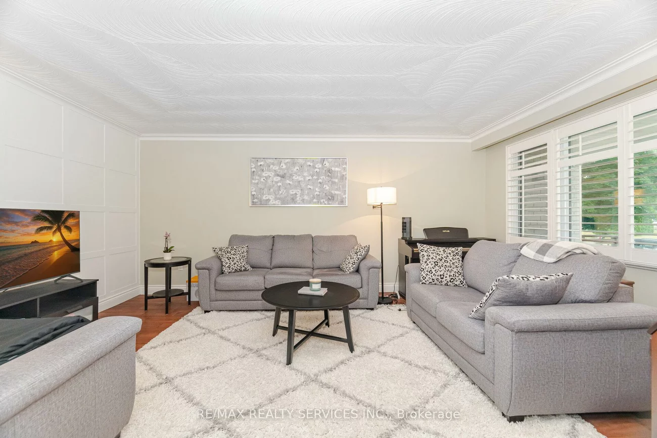 234, Elizabeth, Brampton South, Brampton