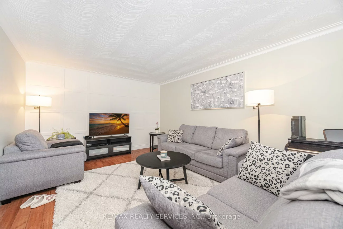 234, Elizabeth, Brampton South, Brampton