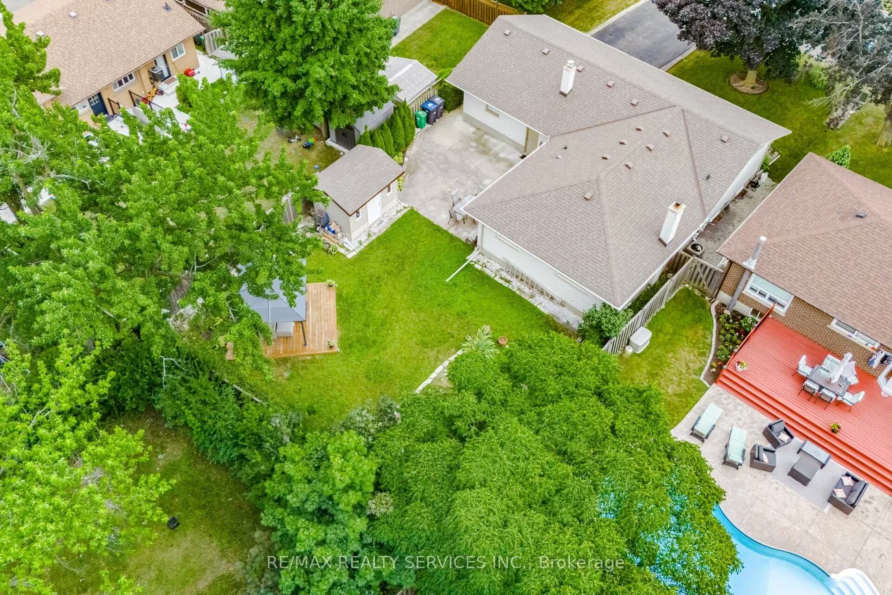 234, Elizabeth, Brampton South, Brampton