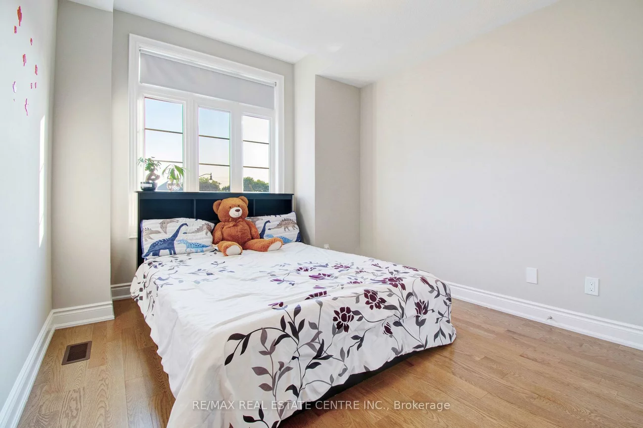 14, Ixworth, Bram West, Brampton