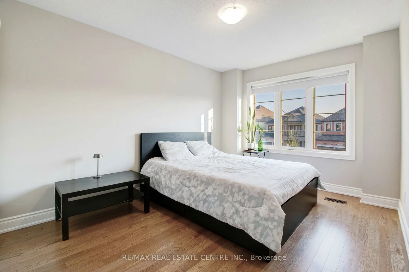 14, Ixworth, Bram West, Brampton