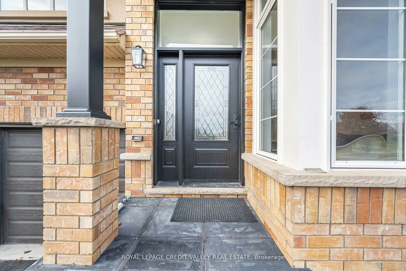 70, Blue Diamond, Bramalea North Industrial, Brampton