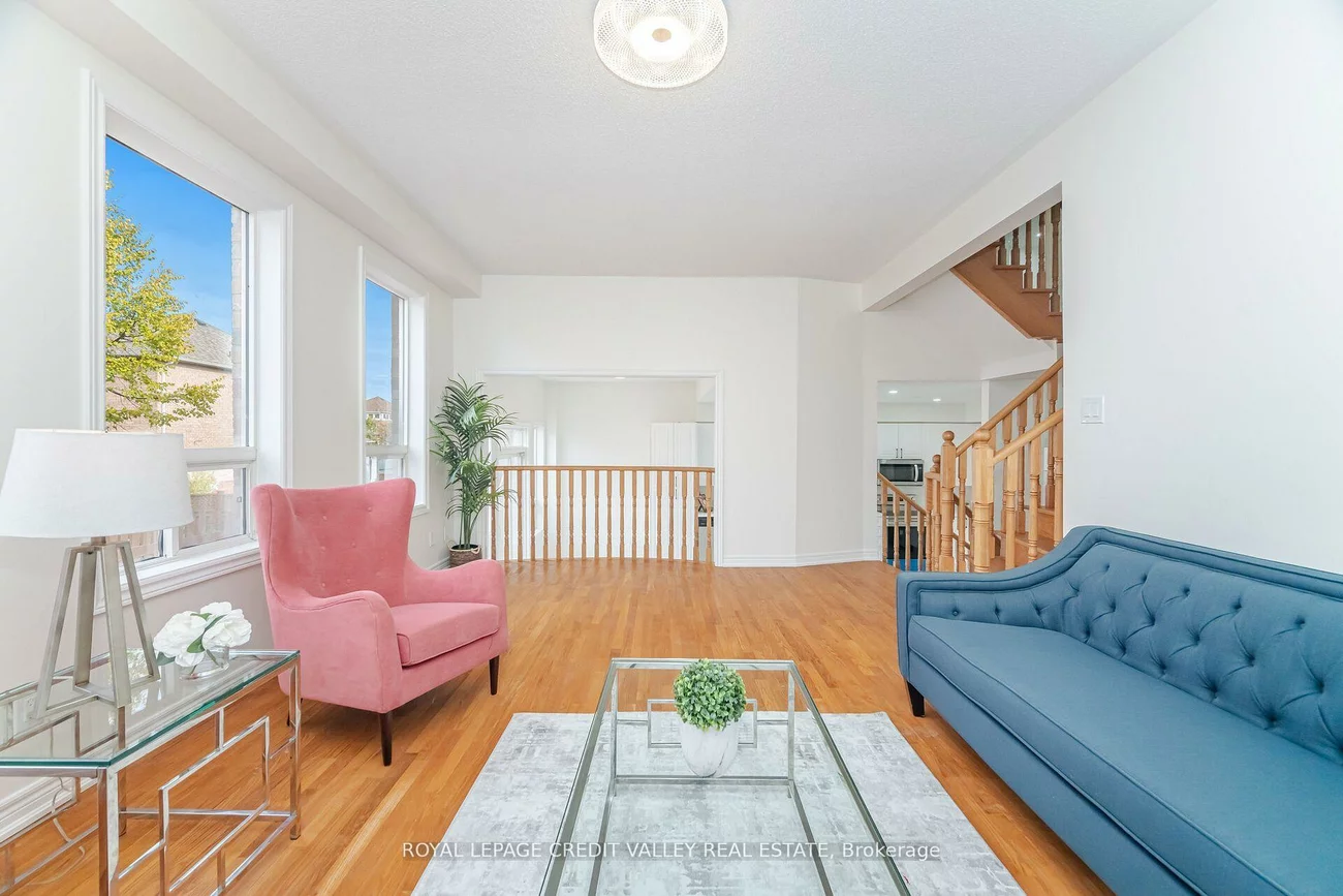 70, Blue Diamond, Bramalea North Industrial, Brampton