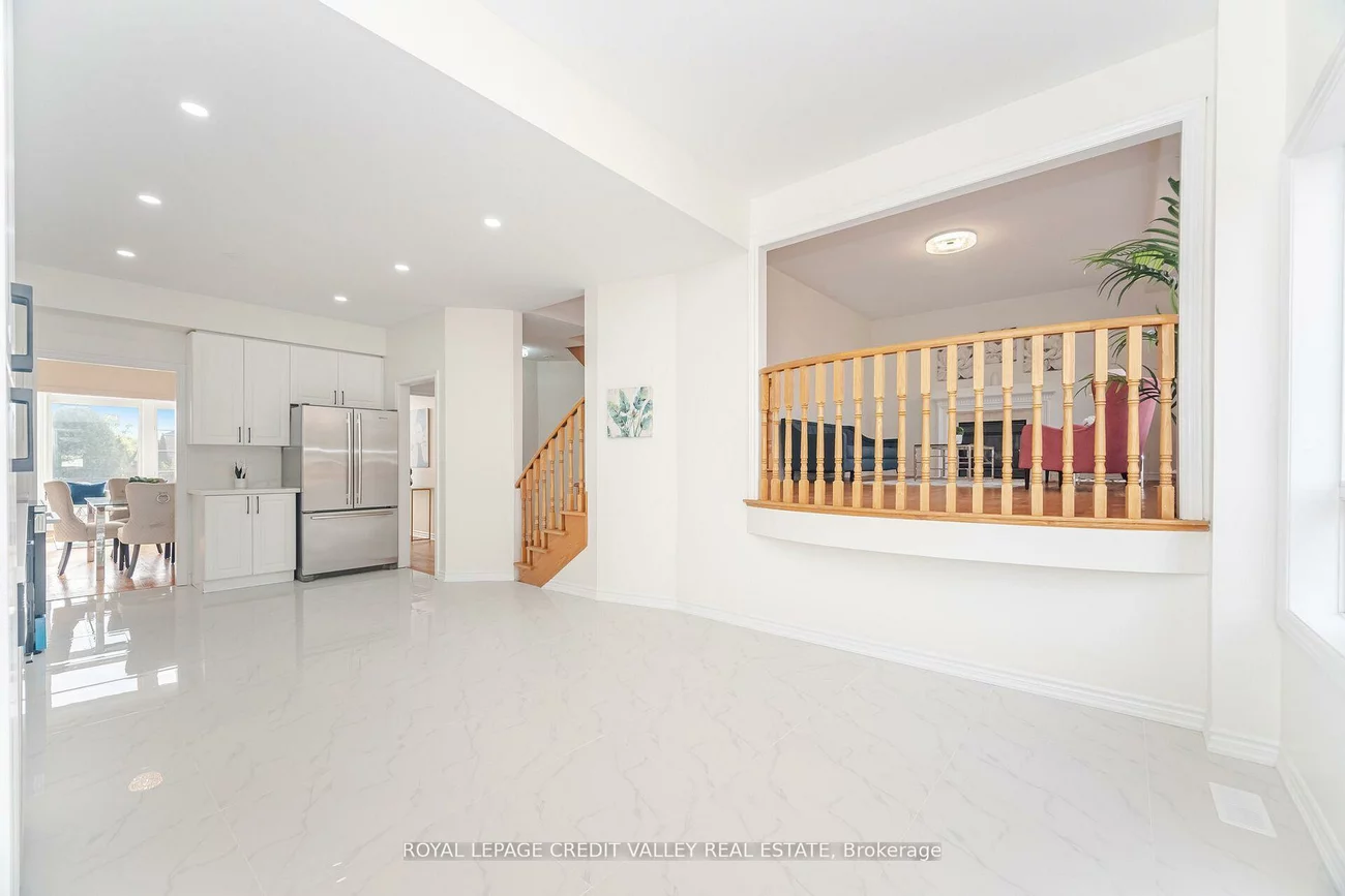 70, Blue Diamond, Bramalea North Industrial, Brampton