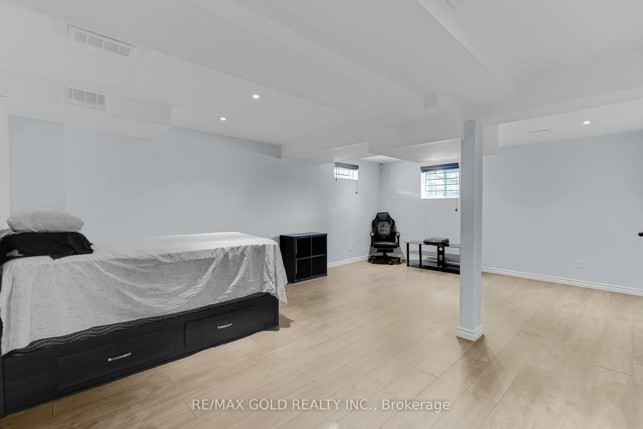 5, Furrows, Heart Lake West, Brampton