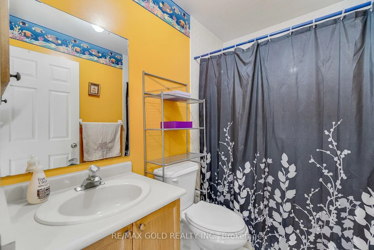 5, Furrows, Heart Lake West, Brampton