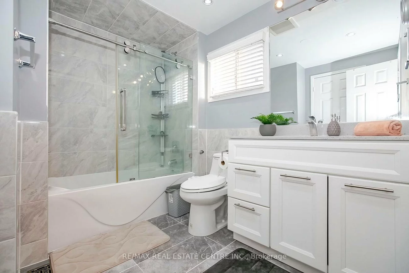 37, Duggan, Fletcher's West, Brampton