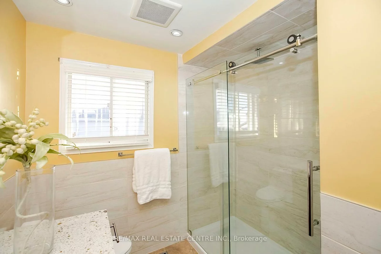 37, Duggan, Fletcher's West, Brampton