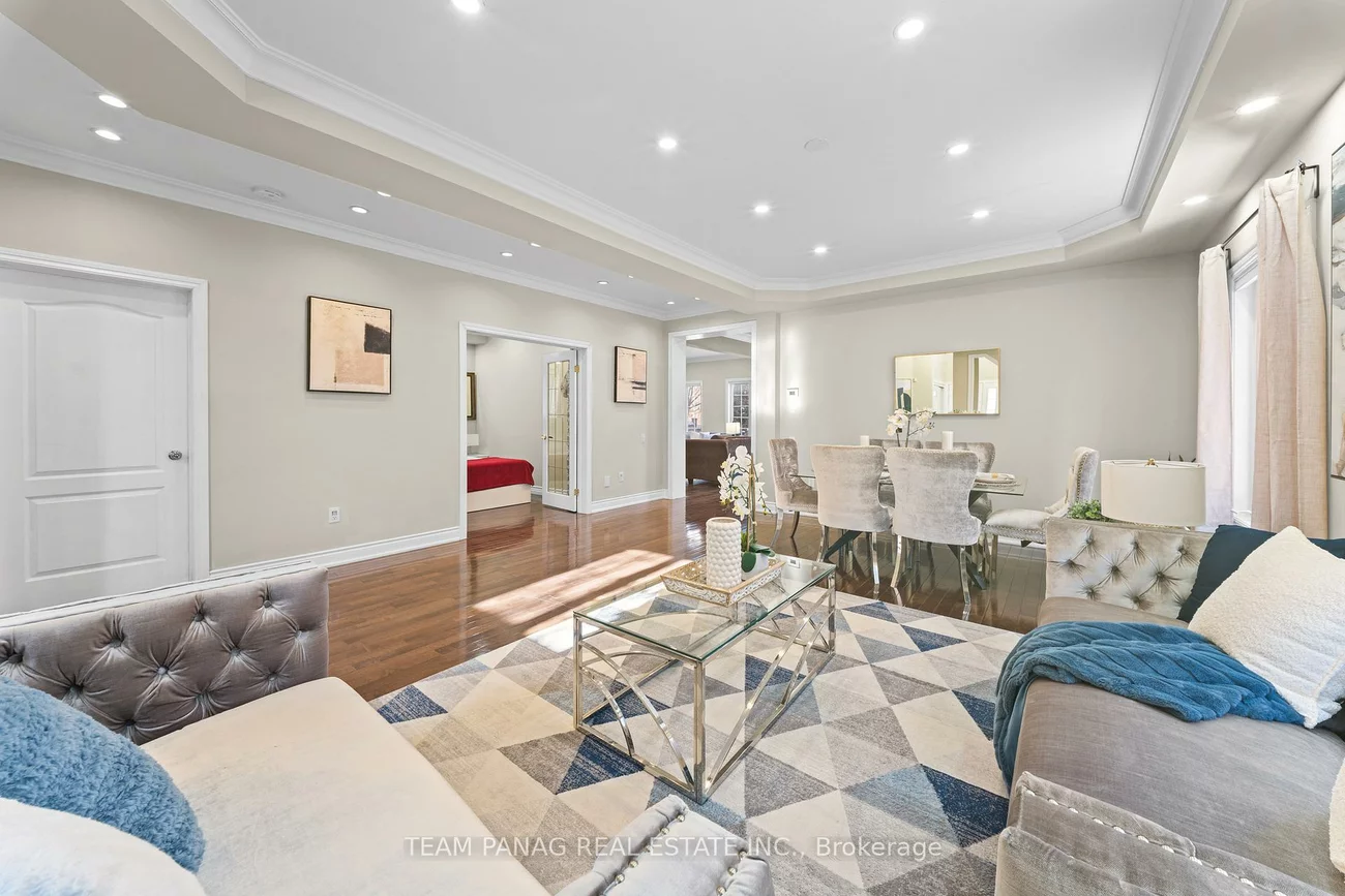 9, Sorbonne, Vales of Castlemore North, Brampton