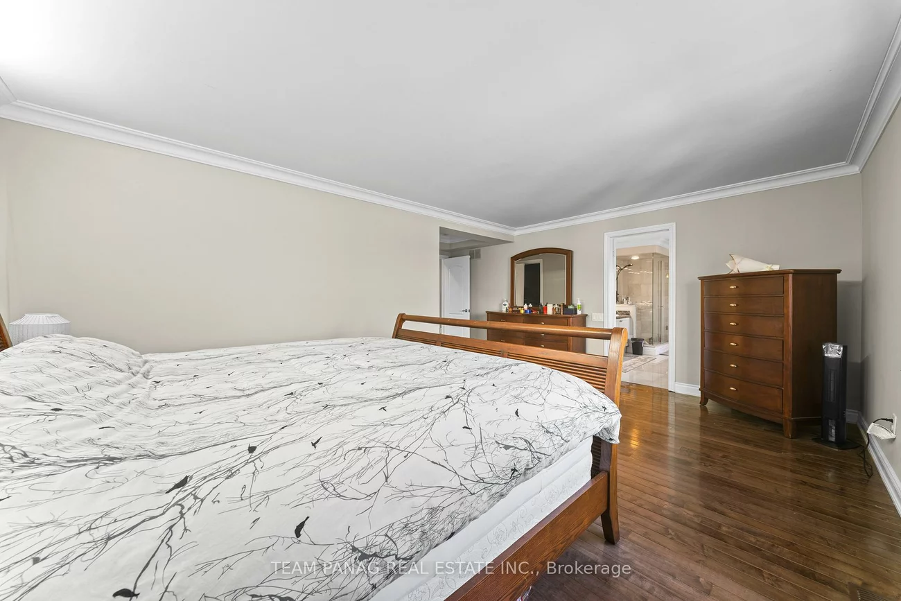 9, Sorbonne, Vales of Castlemore North, Brampton