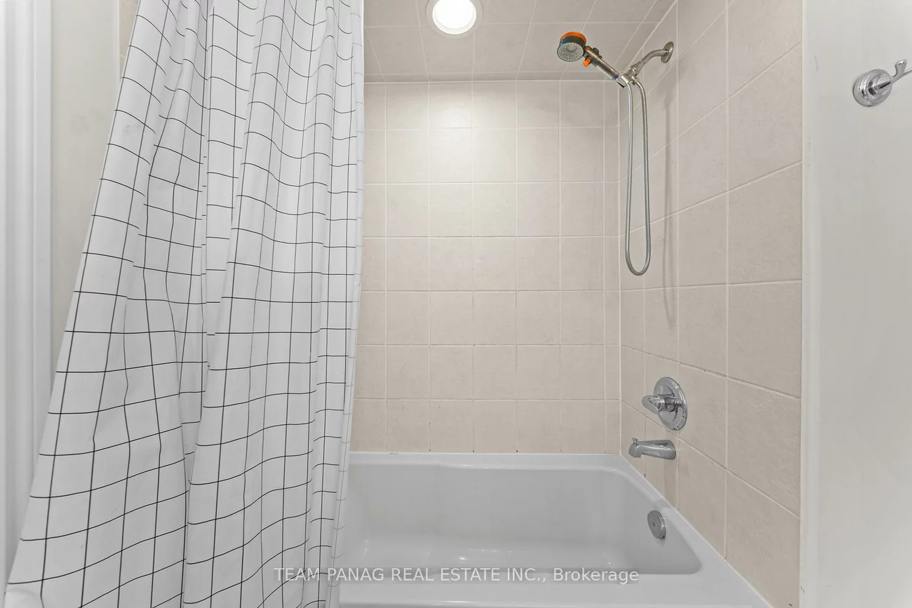 9, Sorbonne, Vales of Castlemore North, Brampton