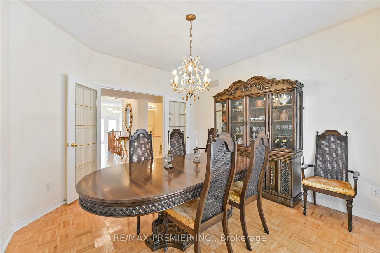 10, Leparc, Vales of Castlemore North, Brampton