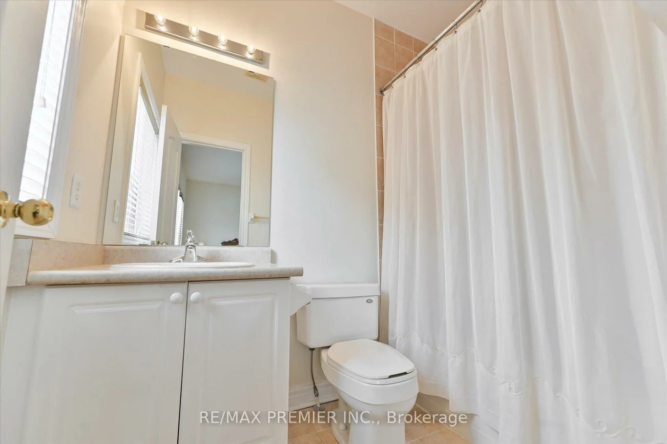 10, Leparc, Vales of Castlemore North, Brampton