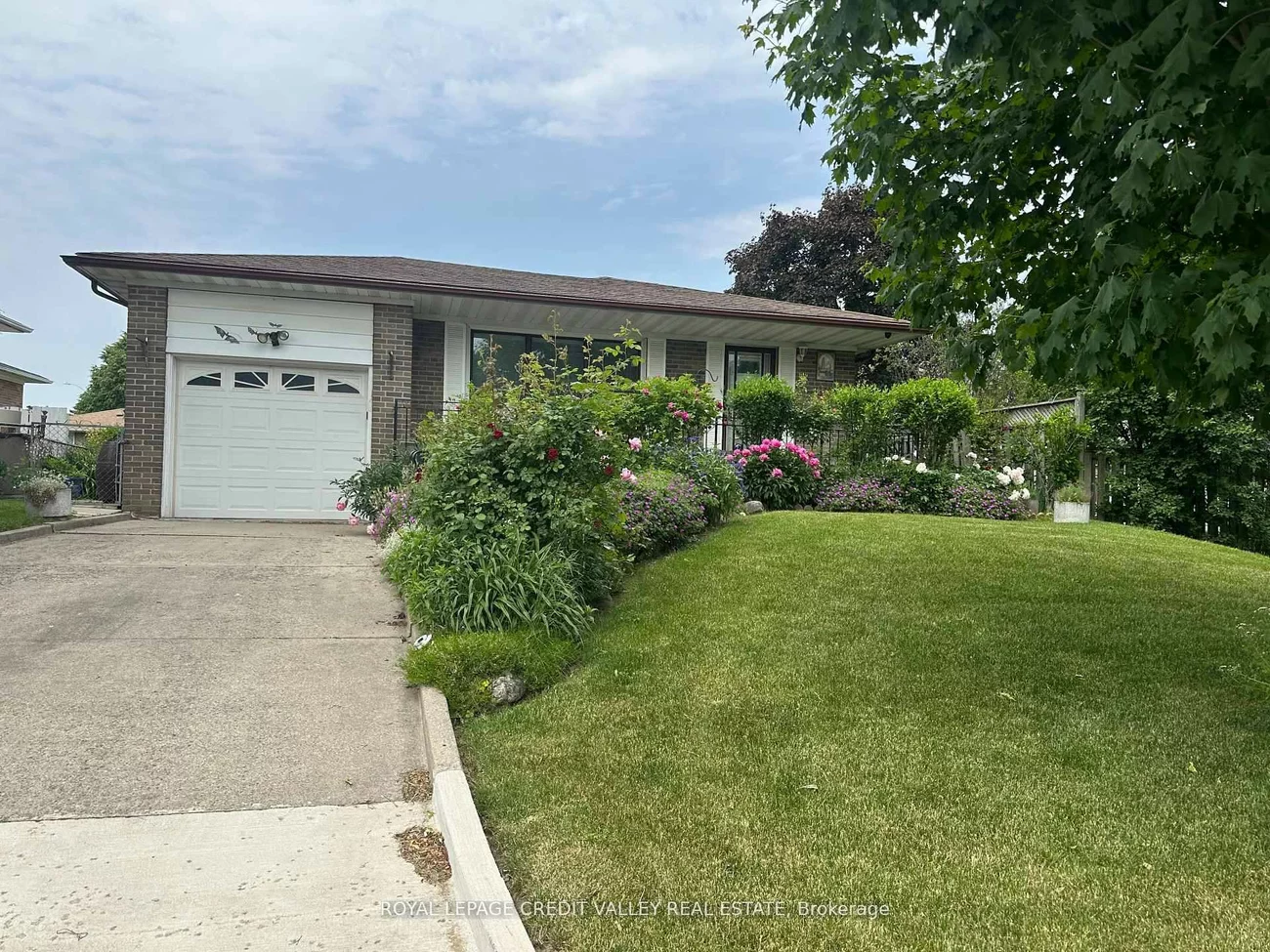 82, Terra Cotta, Brampton East, Brampton