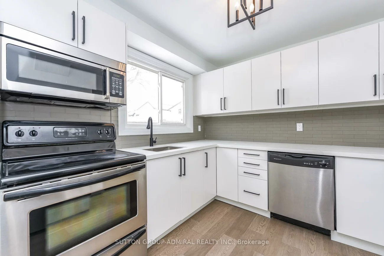 4, Hardcastle, Central Park, Brampton