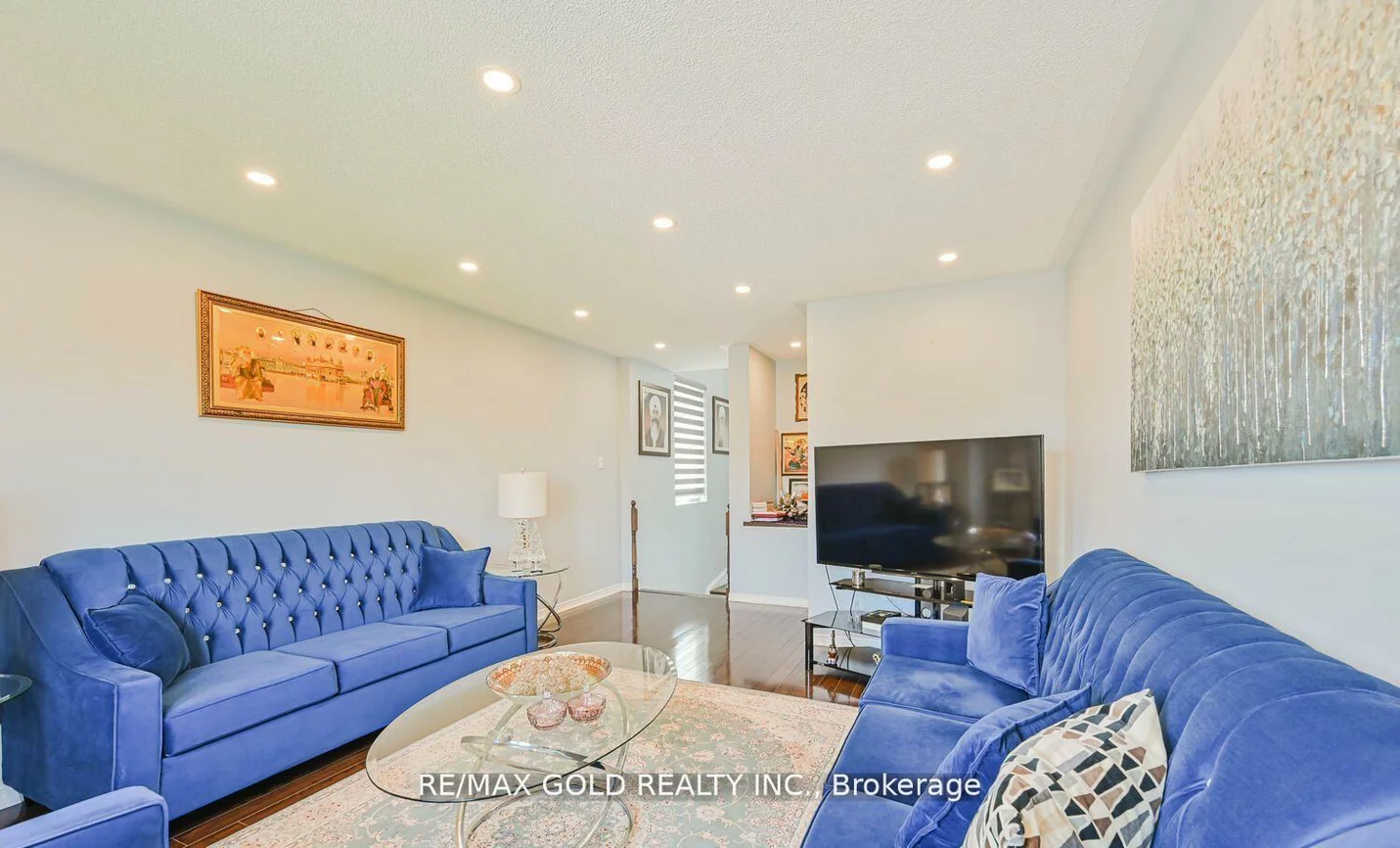 101, Beaconsfield, Fletcher's West, Brampton